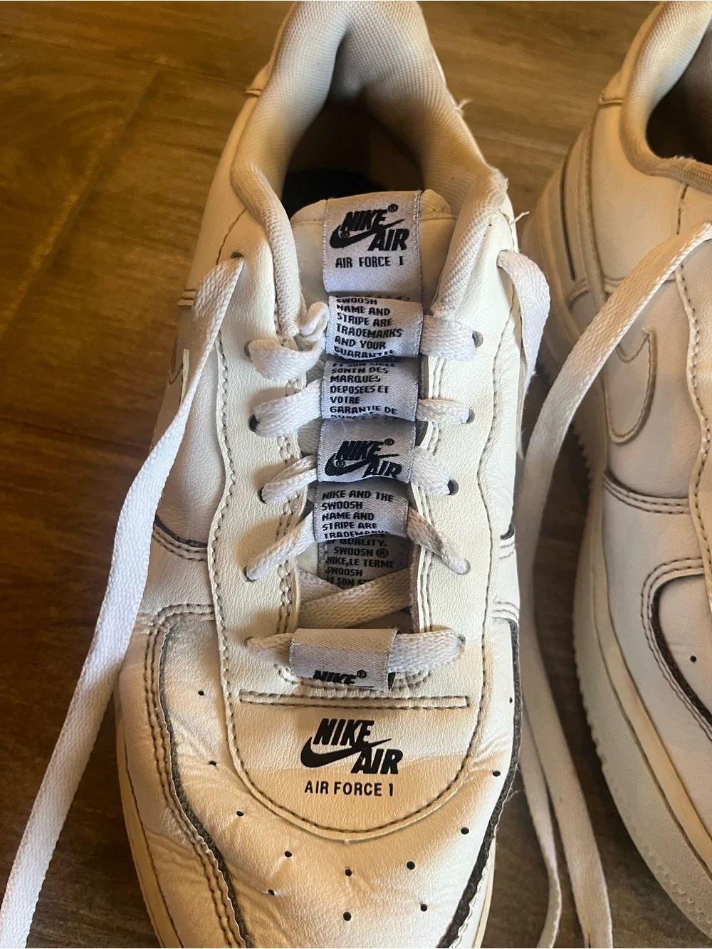 Nike Kids White/Cream Low-Top Sneakers